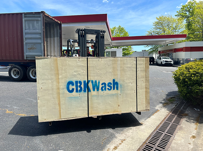 Our CBKWASH contactless car wash arrives in the USA with our technicians